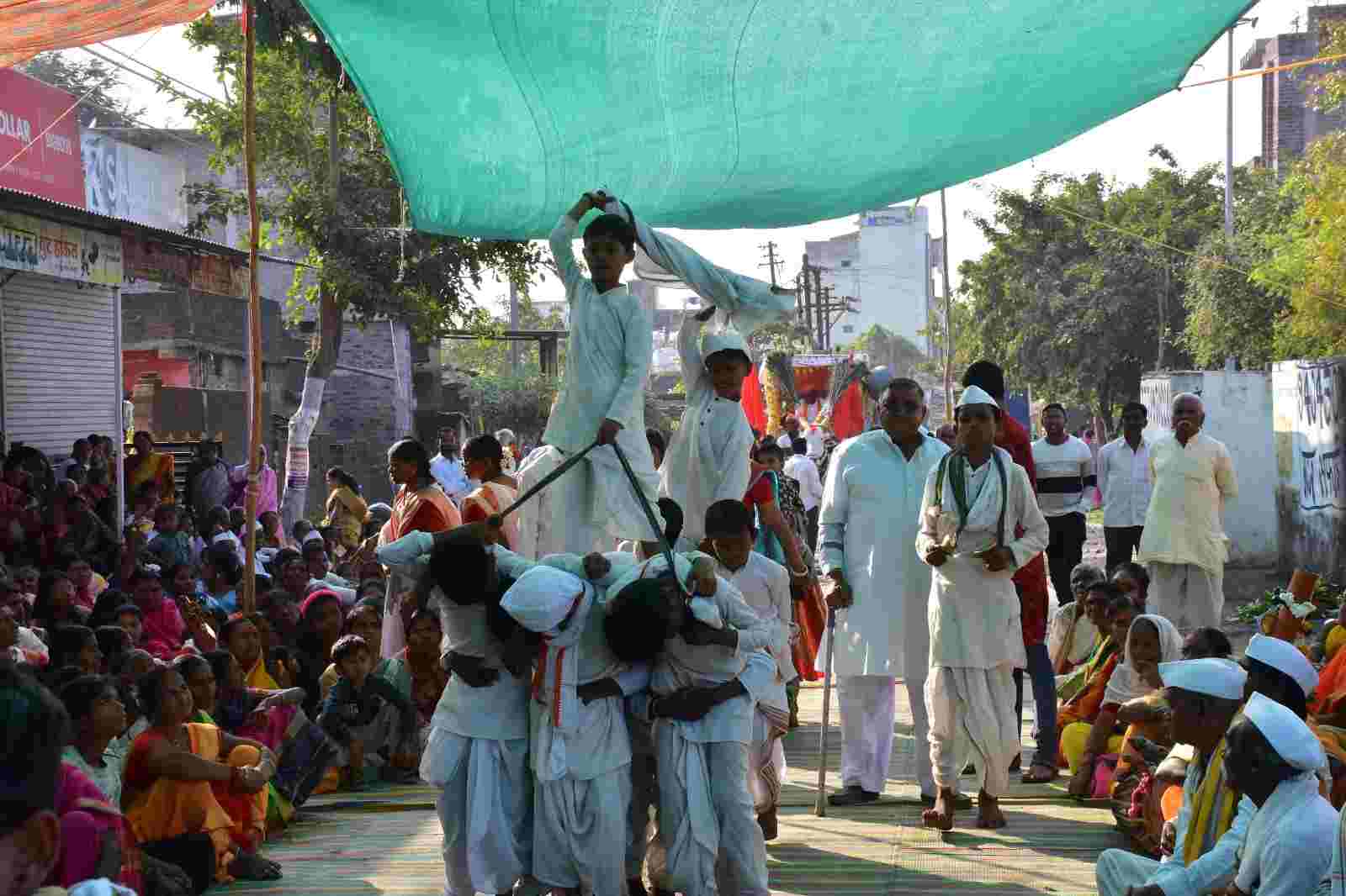 श्री संत गजानन महाराज प्रगटदीन सोहळा व भव्य वारकरी दिंडी स्पर्धा मोठ्या उत्साहात पार पडला 